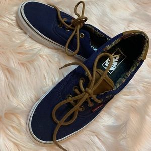 Women’s vans sneakers lightly worn without box